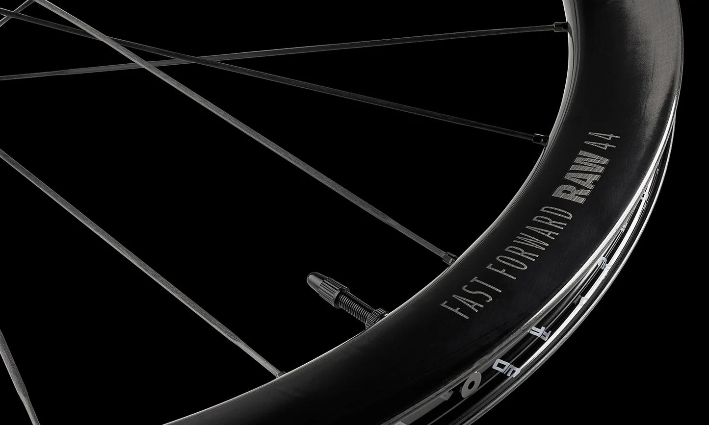 FFWD Raw 44 gloss wheelset